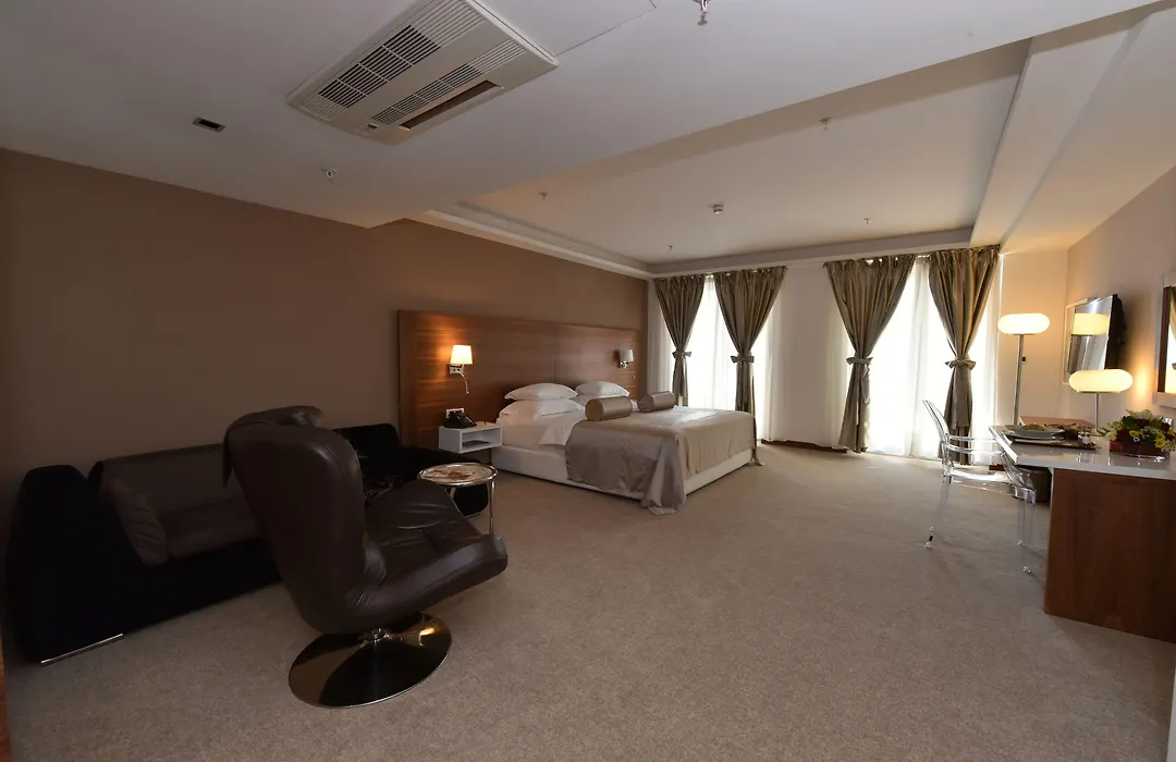 Hotel Aurel-1